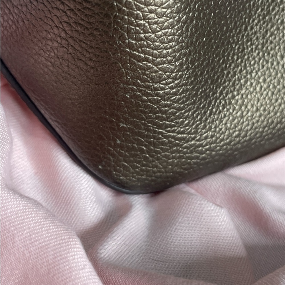 Kate Spade Eva small metallic gold bucket crossbody bag - Picture 9 of 11